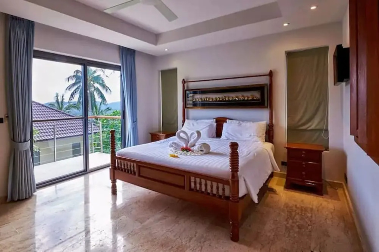 5 Bedroom Seaview Villa Lamai