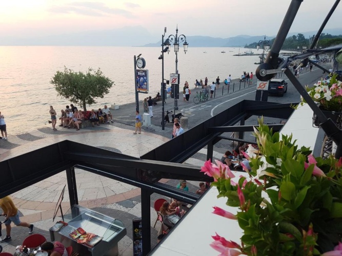 Superior Double room with balcony and with lake view