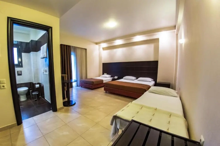 Standard Quadruple room
