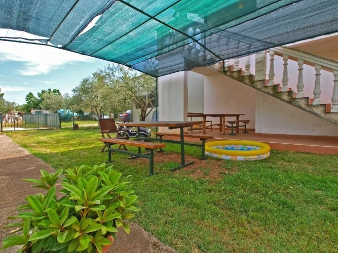 2 Bedrooms Apartment with garden view