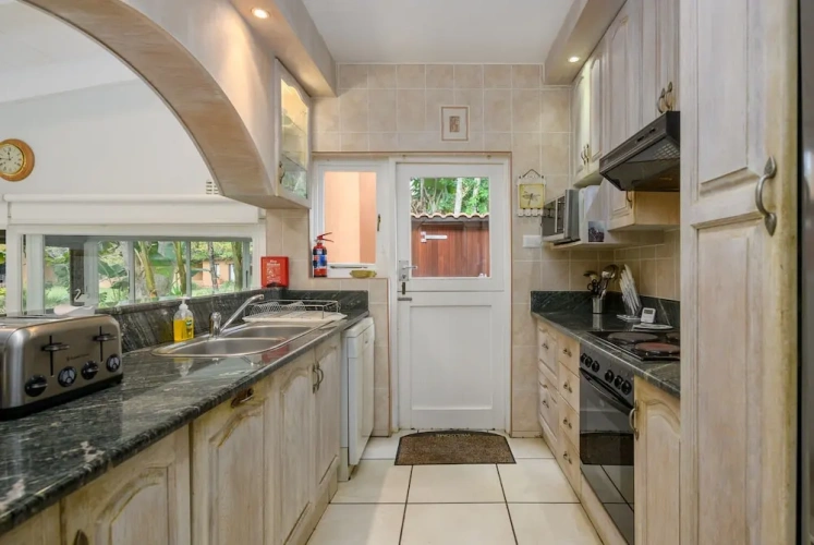 2 Bedrooms Classic Villa