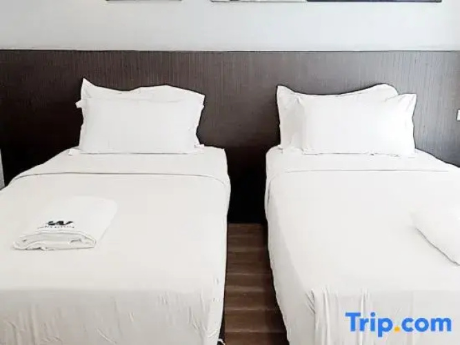 Whale Hostel Cha-Am