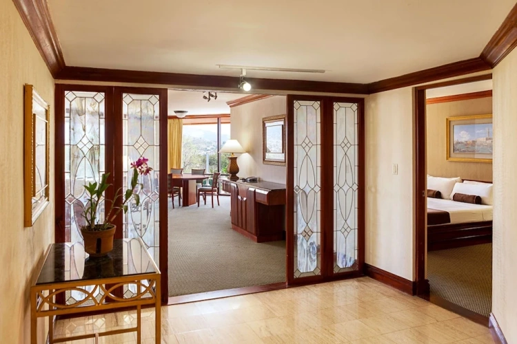 2 Bedrooms Presidential Quadruple Suite