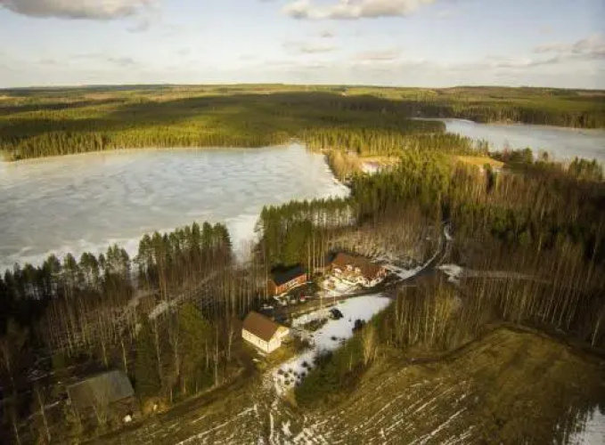 Lomaässä