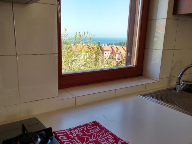 2 Bedrooms Apartment with sea view