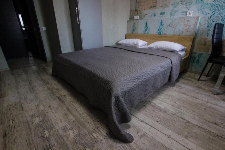 Comfort room with balcony