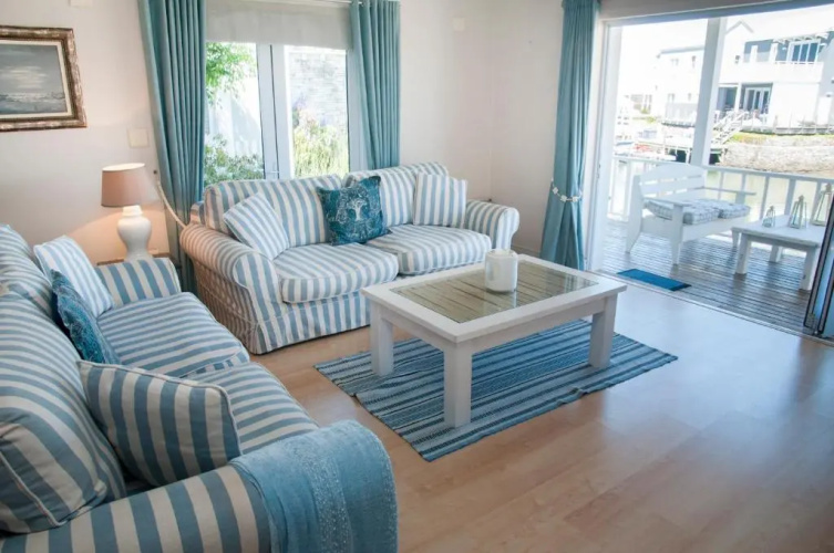 Avocet Cottage