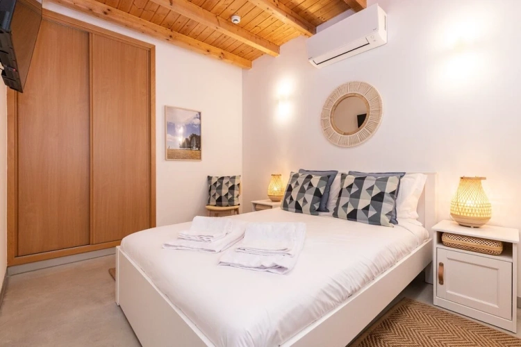 Economy Twin room
