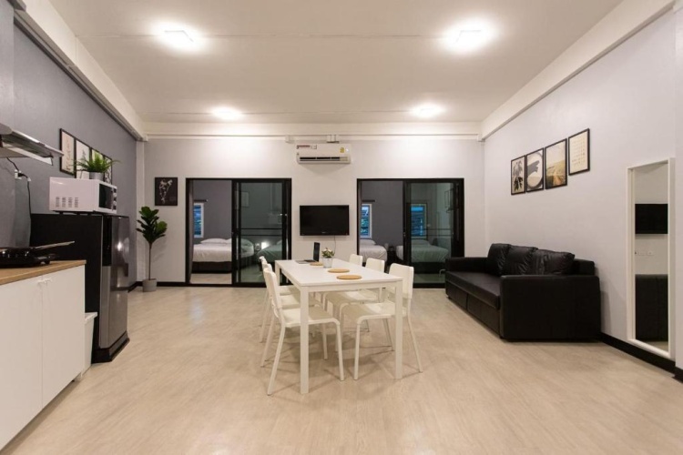 2 Bedrooms Apartment