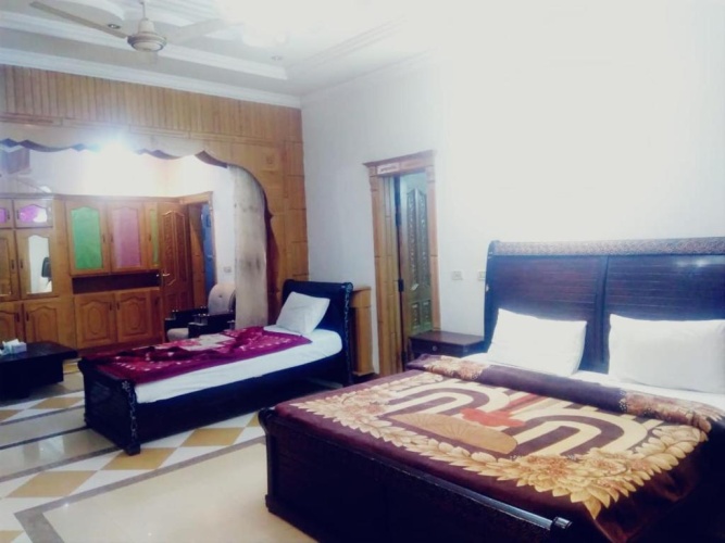 Deluxe Family Suite