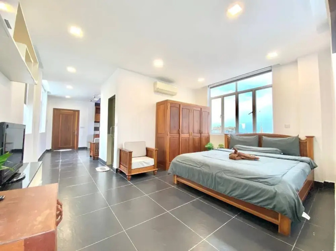WH Bassac Residence