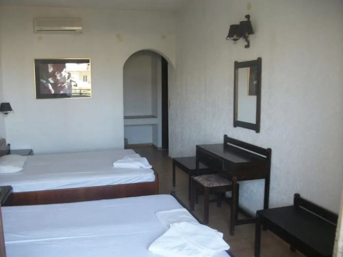 Efi Hotel