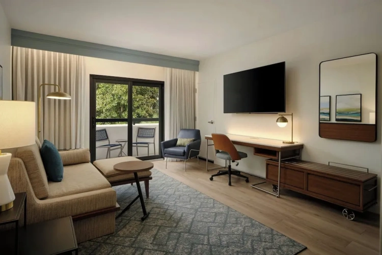 1 Bedroom Suite