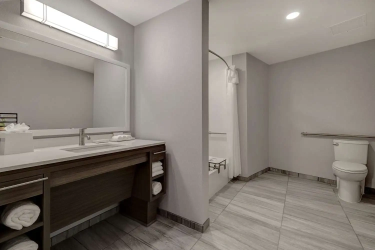 Double Suite