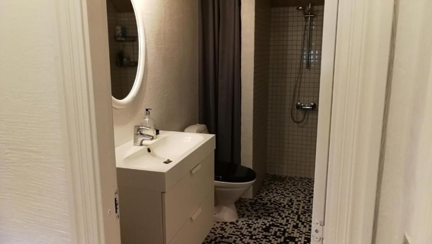 3 Bedrooms Apartment