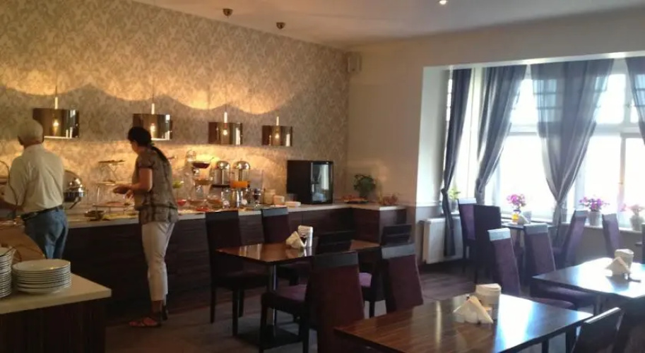 City Boutique Hotel