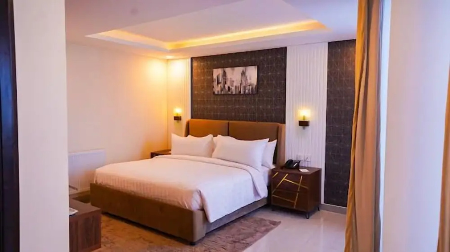 Fiora Hotel