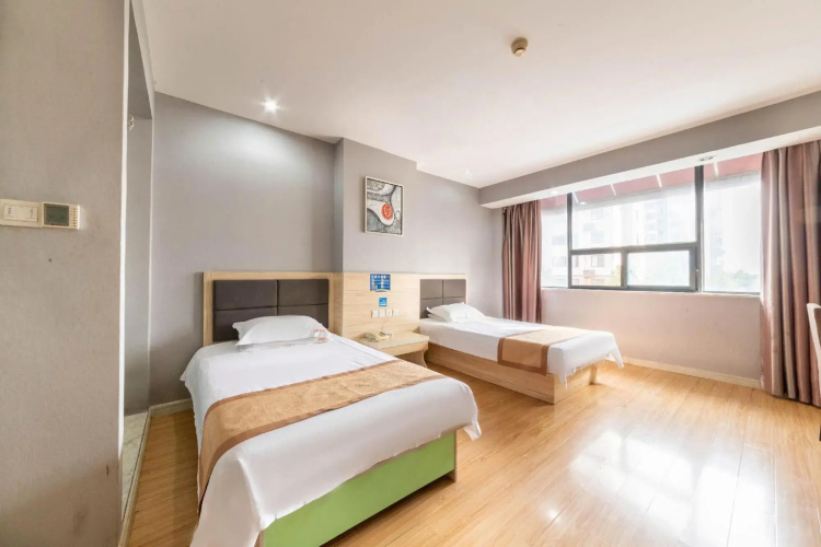 Zhonglang Express Hotel