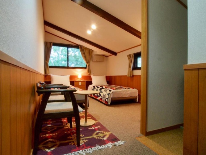 Standard Twin room with mountain view