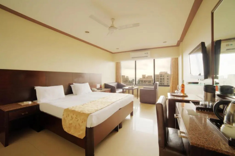 Kings International Juhu