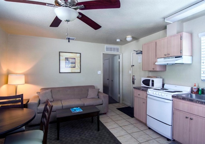 1 Bedroom Apartment