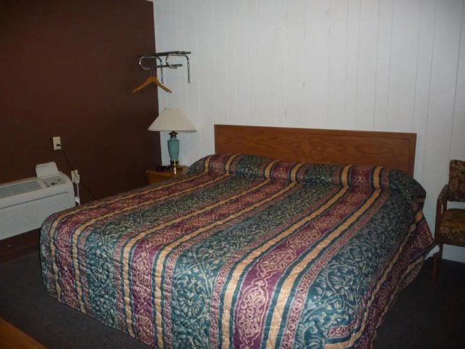 Red Rose Motel