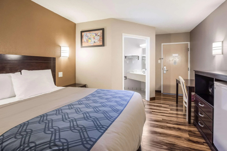 Econo Lodge Morristown West