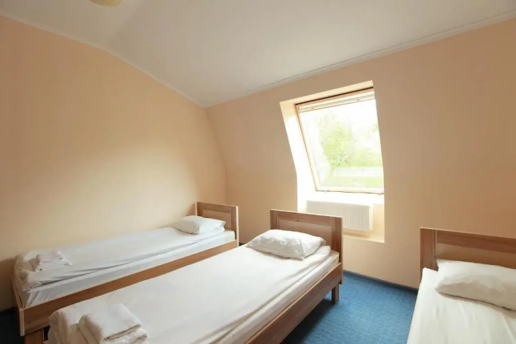 Economy Triple room
