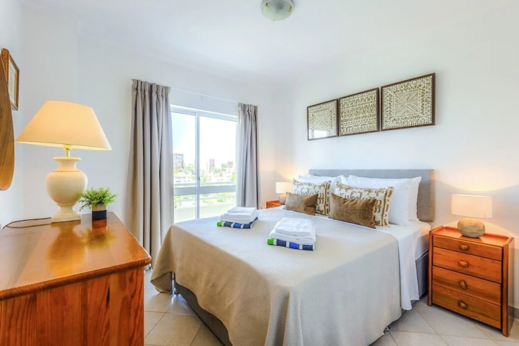 2 Bedrooms Apartment with balcony