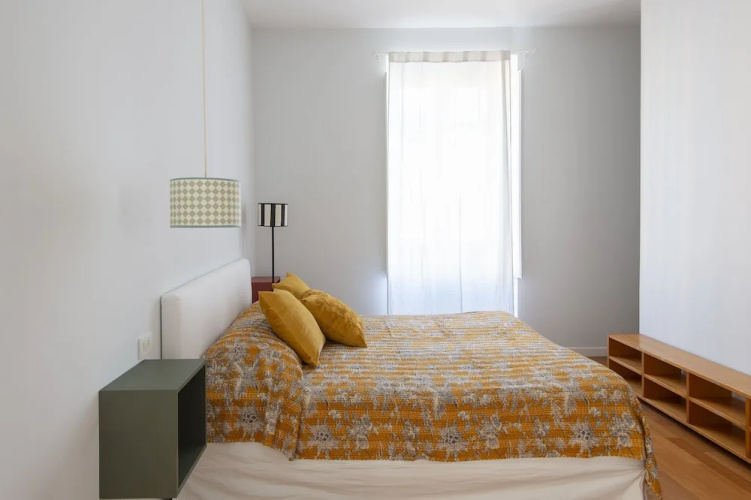 Auditorium Luxury Three Bedroom Apartment