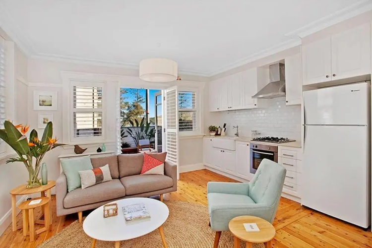 CRES0 - Manly - The Crescent