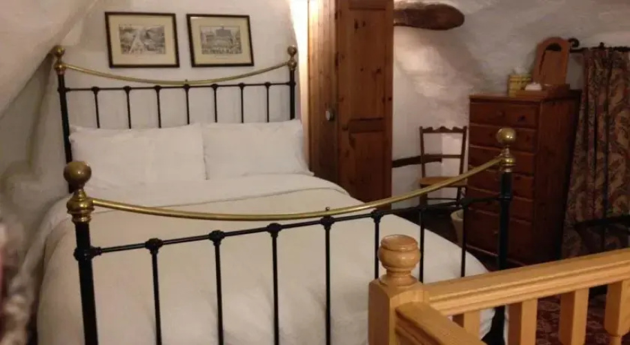 Thatch cottage