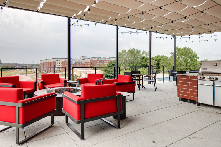Staybridge Suites Iowa City - Coralville photo 35