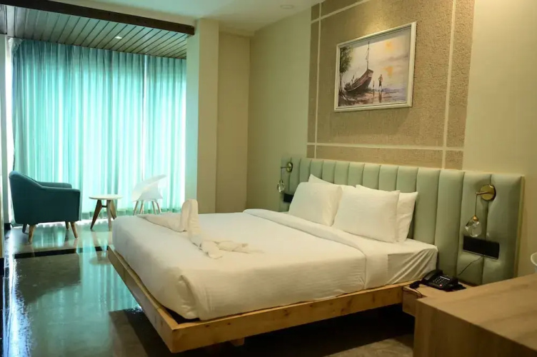 Pipul Ocean View Resort