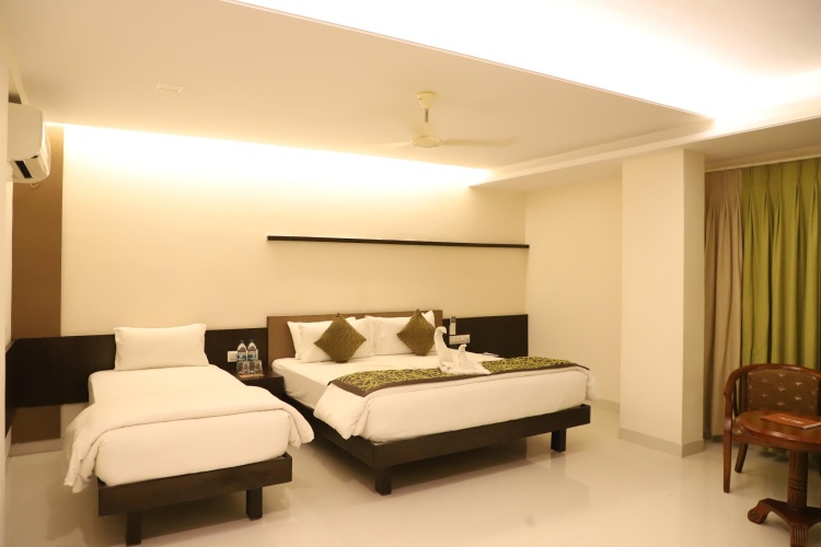 Premier room
