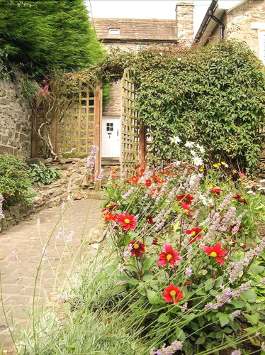 Puzzle Cottage