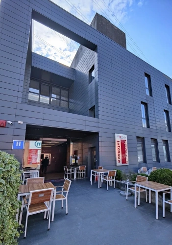 Triple room