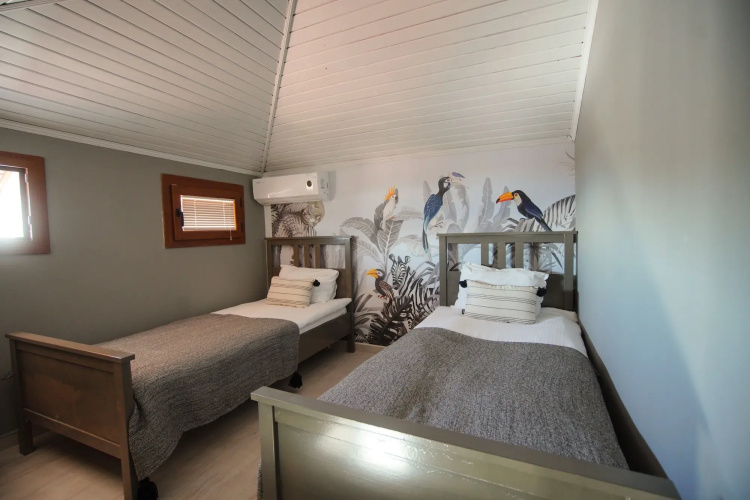 Alp Suites Mandalin