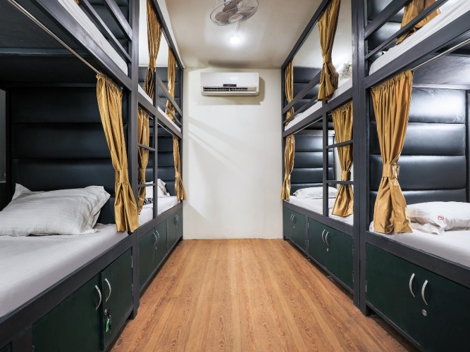 Bed in Dorm