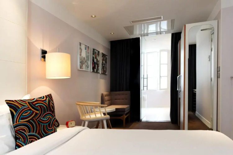 Le Placide Saint Germain des Pres