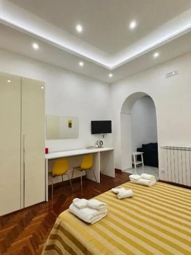 SoLuMa' Chiaja Rooms