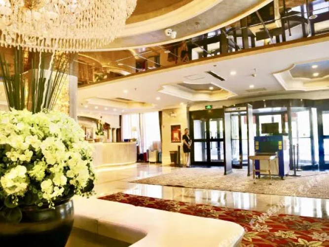 Urumqi Jiangxi Hotel