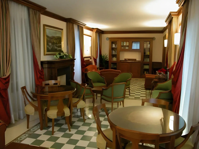 Hotel Acqui