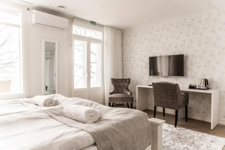 Hotel Radalla