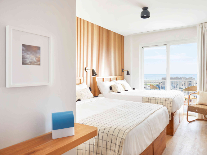 Deluxe Quadruple room with ocean view