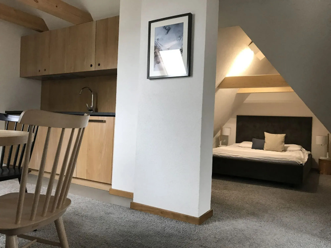 Monte House Apartments