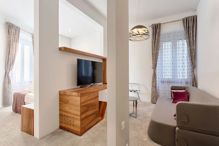 Starlight Luxury Suites