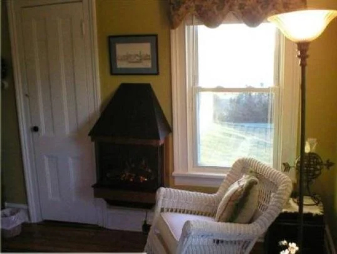 Stirling House Bed & Breakfast