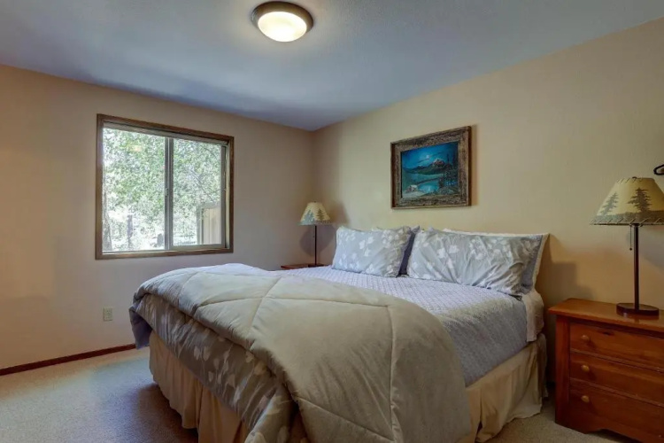 11 Camas-Hot Tub-4BR/2BA