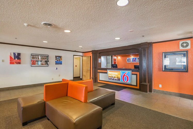 Baymont Inn & Suites Waterloo